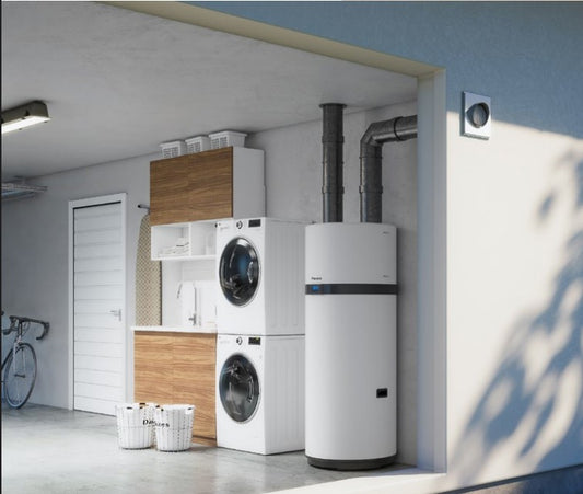 Bomba de calor monobloco Daikin Altherma M AQS Performance 260L com serpentina solar pressurizado - EKHHE260PCV37